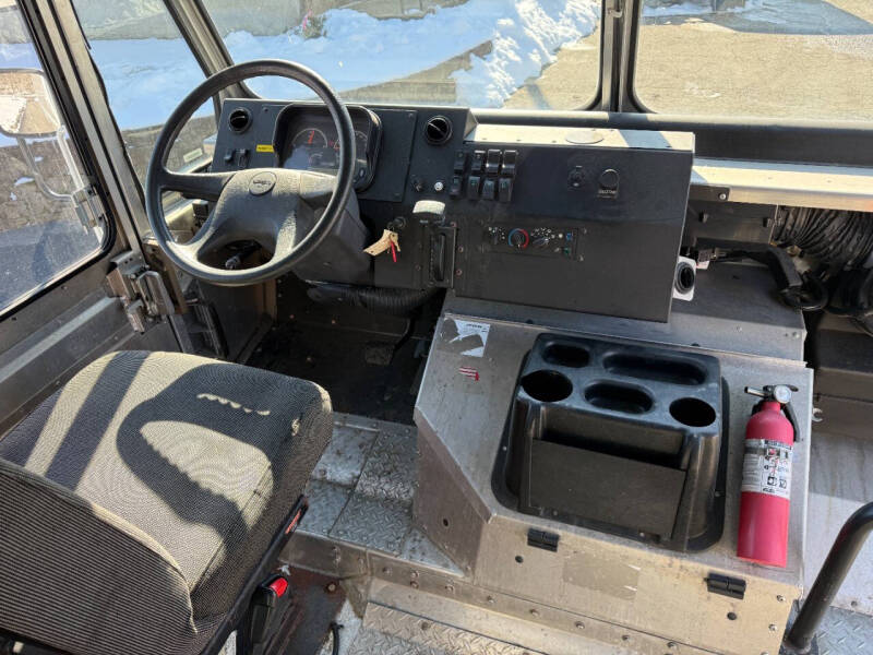 2020 Freightliner MT45 Chassis