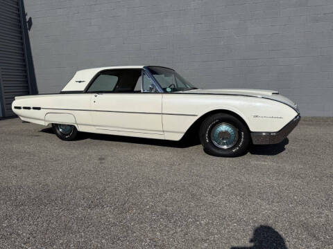 1962 Ford Thunderbird