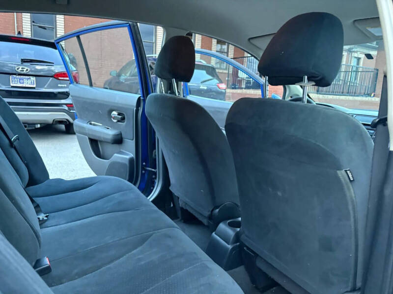 2011 Nissan Versa 1.8 S