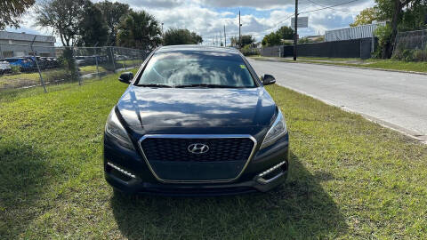 2017 Hyundai Sonata Hybrid SE