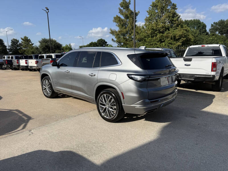 2025 Buick Enclave Avenir