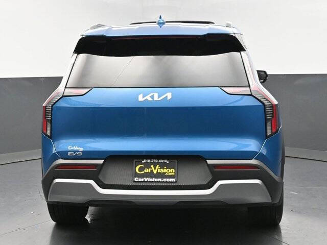 2024 Kia EV9 Wind