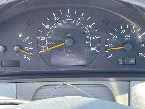 2000 Mercedes-Benz E-Class E 320