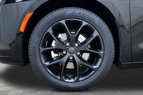2027 Chrysler Pacifica Limited