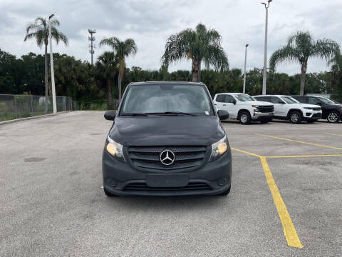 2019 Mercedes-Benz Metris Worker Passenger