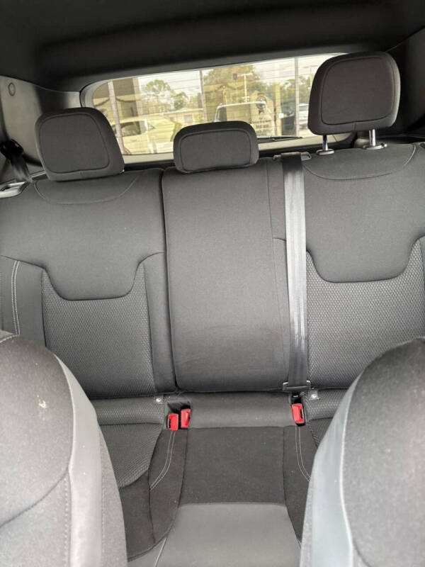 2022 Jeep Renegade Altitude