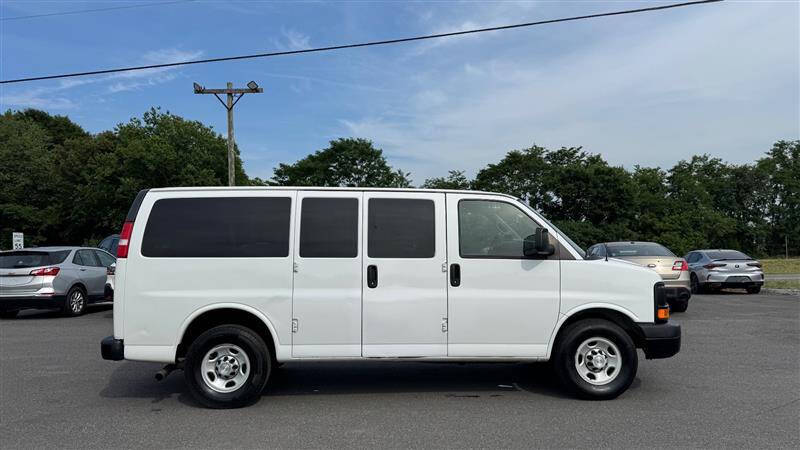 2017 Chevrolet Express LS 2500