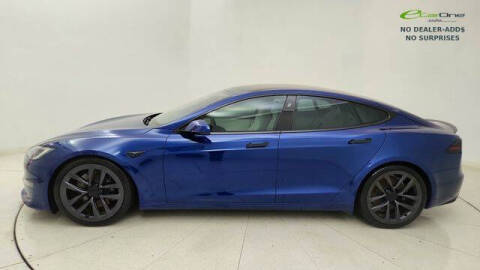 2022 Tesla Model S Plaid