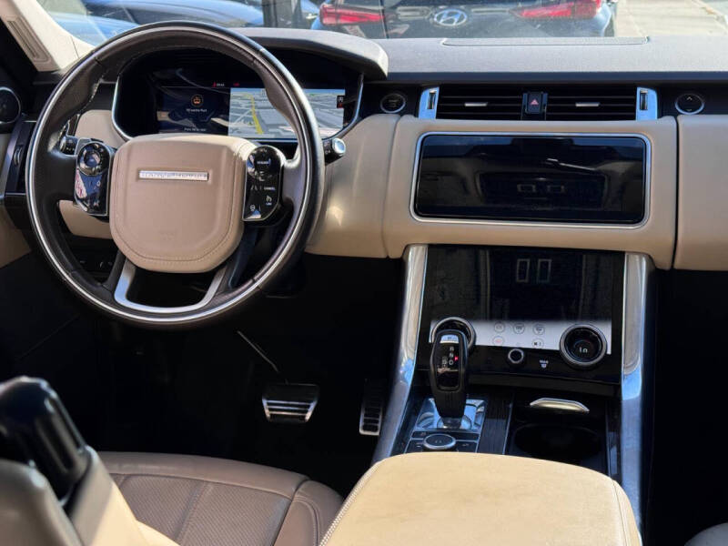 2022 Land Rover Range Rover Sport HSE Silver Edition