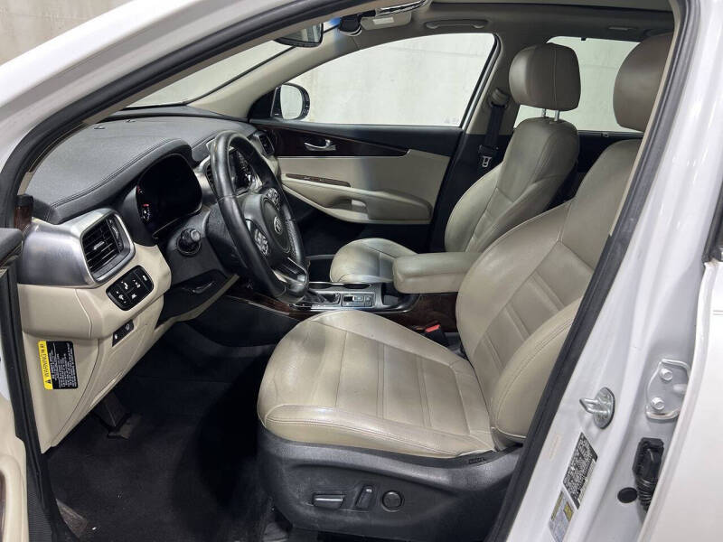 2018 Kia Sorento EX V6