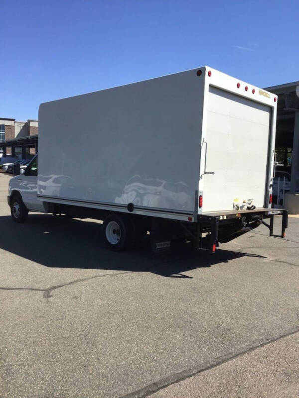2024 Ford E-Series