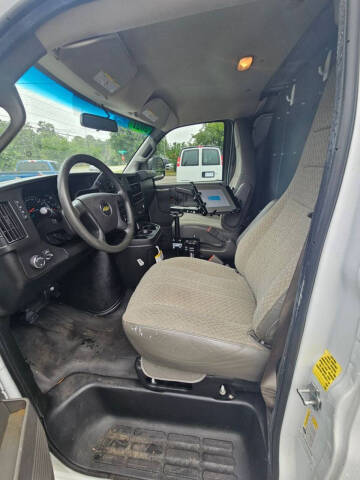 2021 Chevrolet Express 2500