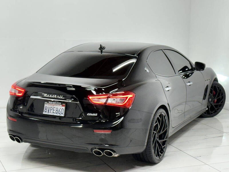 2017 Maserati Ghibli S