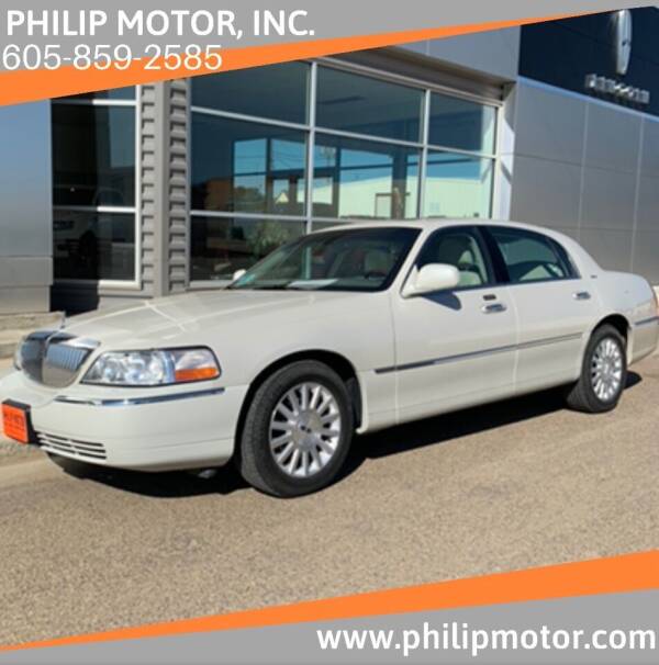 2004 Lincoln Town Car for sale at Philip Motor Inc in Philip SD