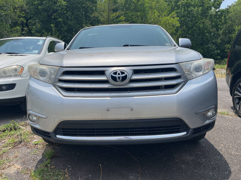 2011 Toyota Highlander for sale at Top Gear Auto in Portsmouth VA