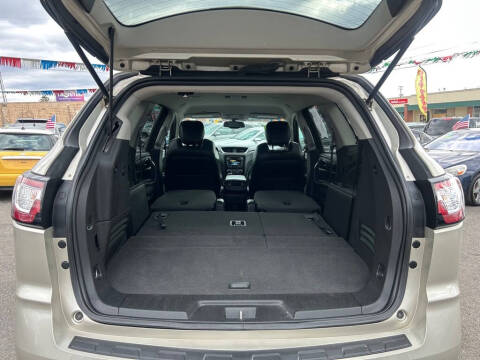 2016 Chevrolet Traverse LT