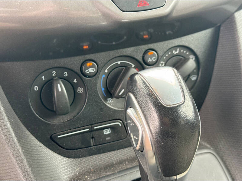 2018 Ford Transit Connect XLT