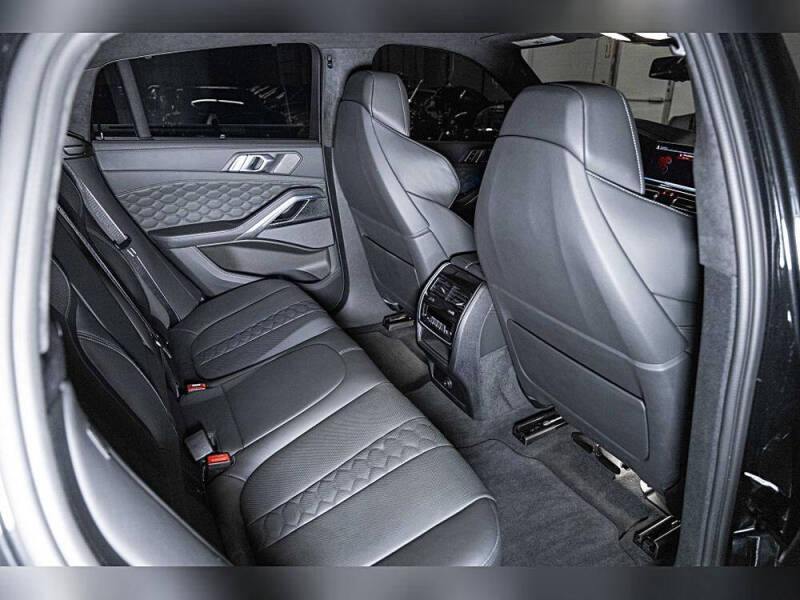 2022 BMW X6 M