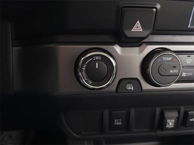 2022 Toyota Tacoma SR5 V6