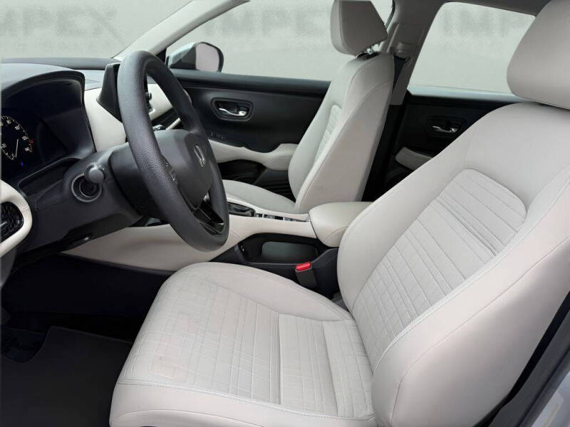 2025 Honda HR-V LX