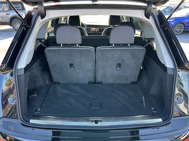 2023 Audi Q7 quattro Premium Plus 55 TFSI