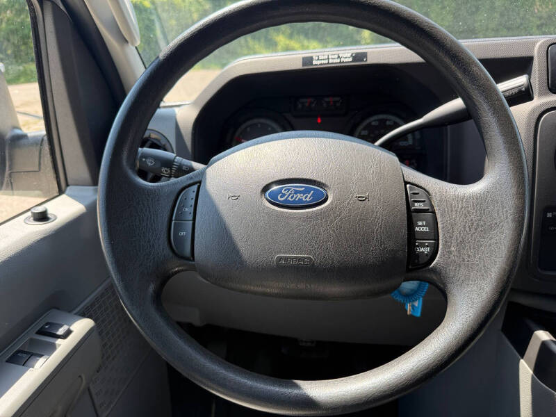 2014 Ford E-Series