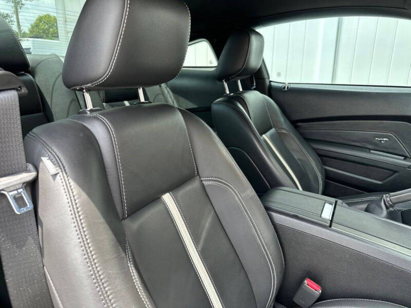 2012 Ford Mustang GT Premium