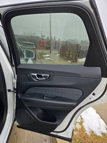 2023 Volvo XC60 B5 Core