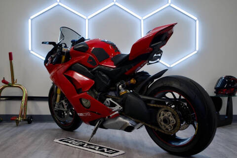 2019 Ducati Panigale V4 S