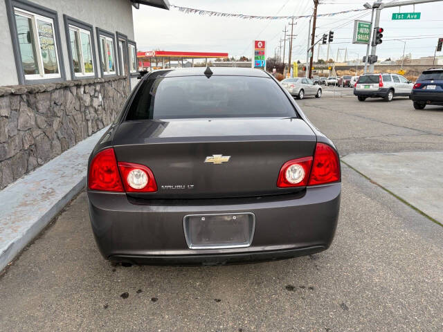 2012 Chevrolet Malibu 1LT photo 4