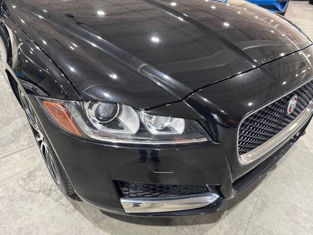 2016 Jaguar XF 35t Prestige