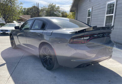 2017 Dodge Charger SE