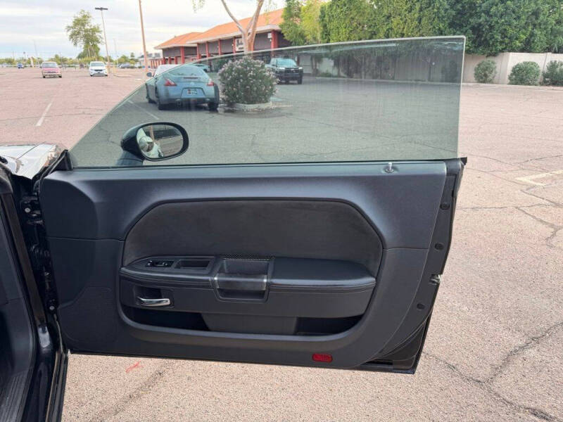 2011 Dodge Challenger SRT8 392