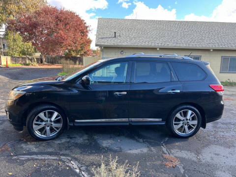 2015 Nissan Pathfinder Platinum