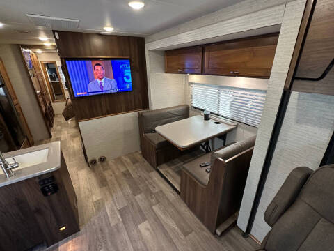 2020 Winnebago Intent 28y