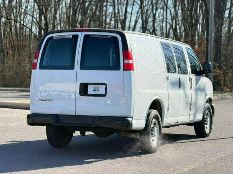 2019 Chevrolet Express 2500