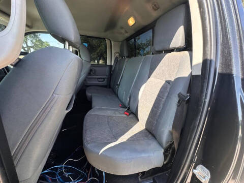 2017 RAM 1500 SLT