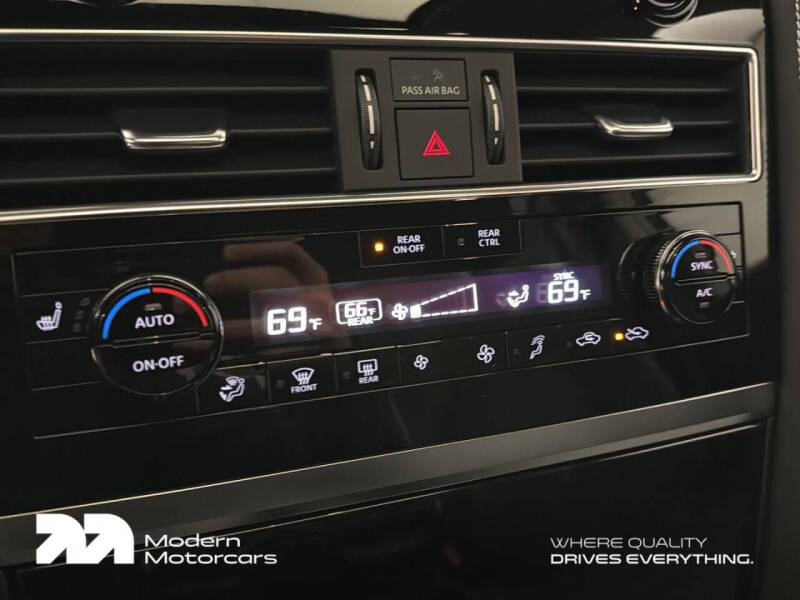 2024 Infiniti QX80 Premium Select