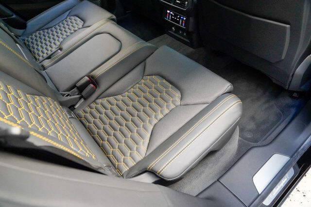 2022 Lamborghini Urus