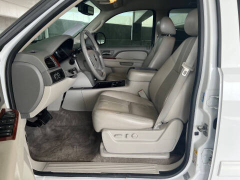 2011 GMC Yukon SLT