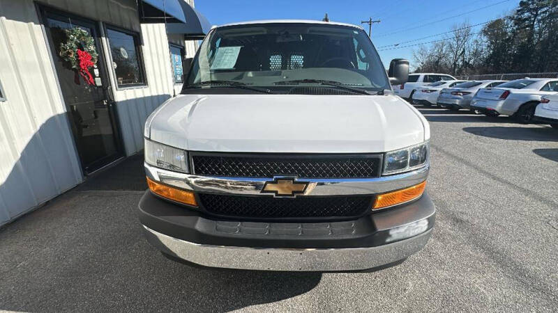 2023 Chevrolet Express 2500
