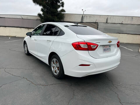 2017 Chevrolet Cruze LS Auto
