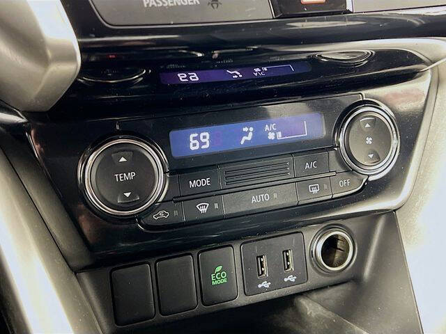 2019 Mitsubishi Eclipse Cross LE