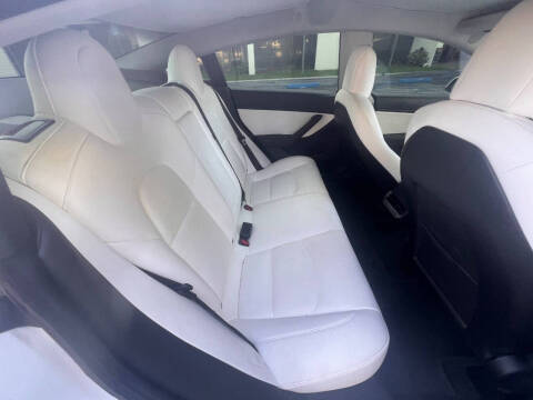 2021 Tesla Model 3 Standard Range Plus