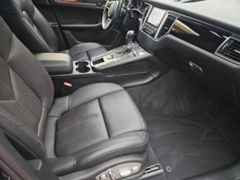 2018 Porsche Macan S