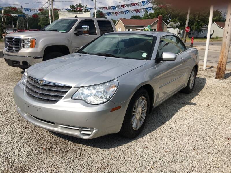 2008 Chrysler Sebring for sale at Antique Motors in Plymouth IN