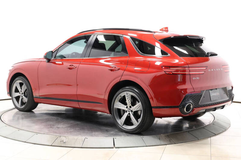 2023 Genesis GV70 2.5T Standard