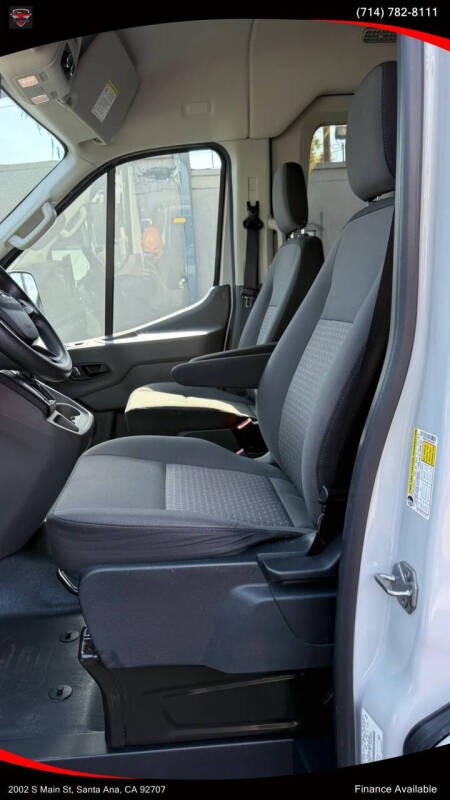 2022 Ford Transit