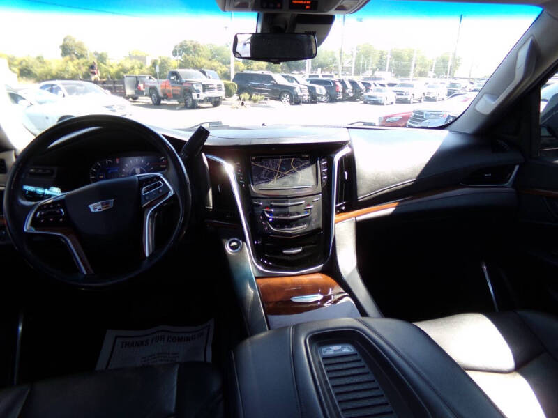 2019 Cadillac Escalade Luxury