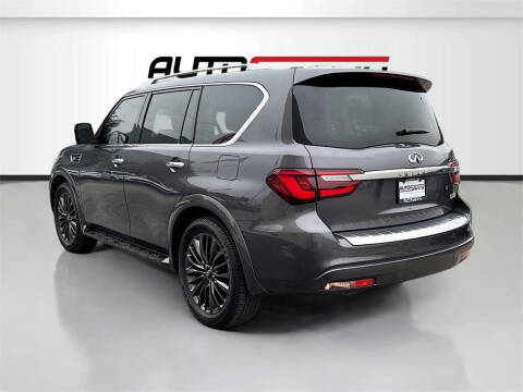 2023 Infiniti QX80 Premium Select